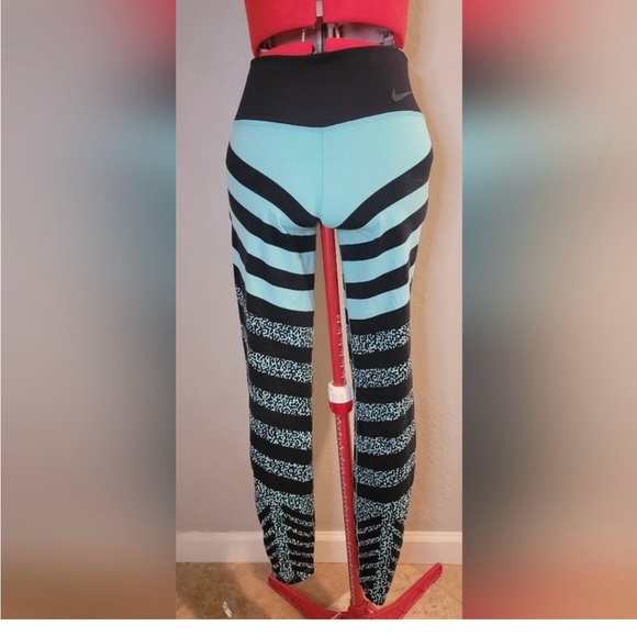 Nike Set !! - Picture 3 of 4